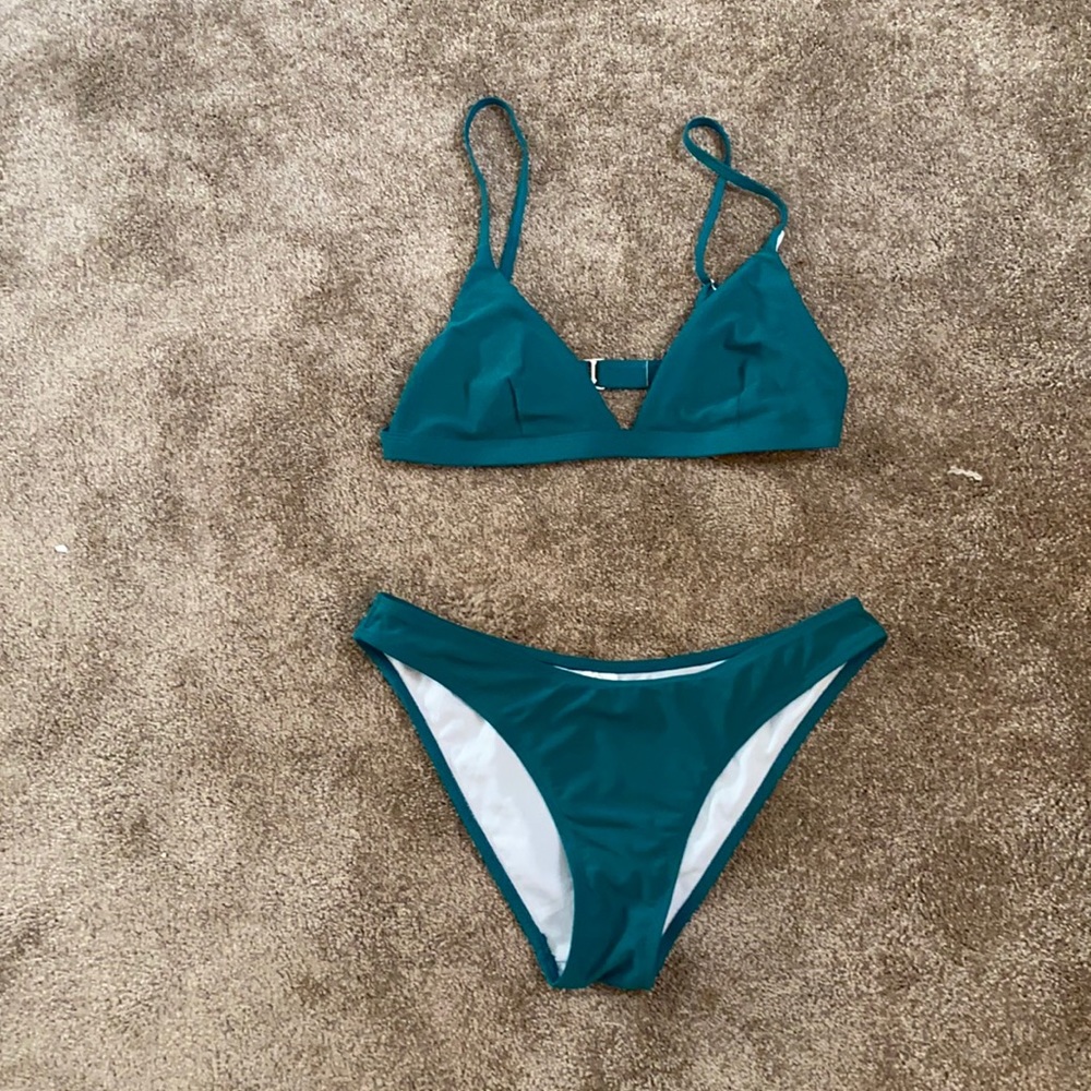 green baithing suit